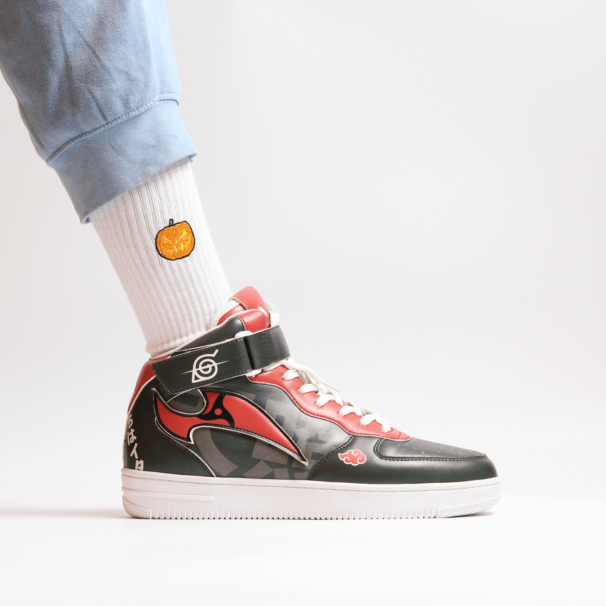 Itachi Midstrides Akatsuki